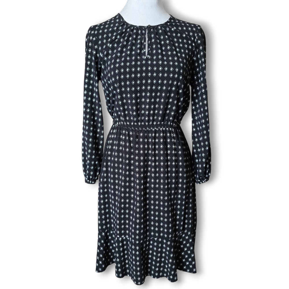 Old Navy Waist-Defined Keyhole Dress - Size XS